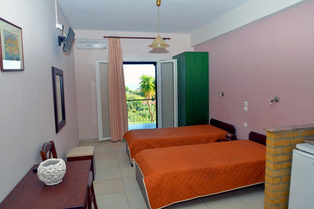 Krystallia Apartments Dassiá Eksteriør bilde